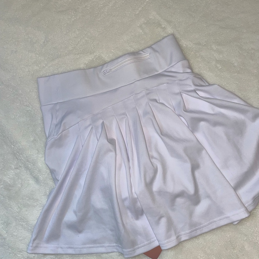 White tennis/golf athletic skirt